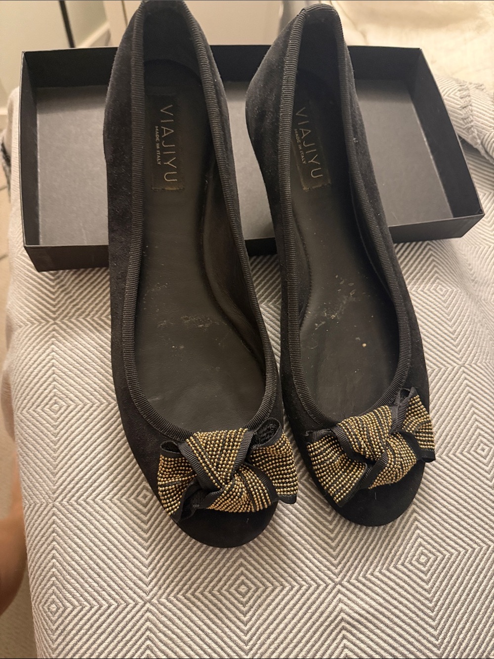 VIAJIYU Custom-Made Venezia Nero Flats – Size 43 (Made in Italy)